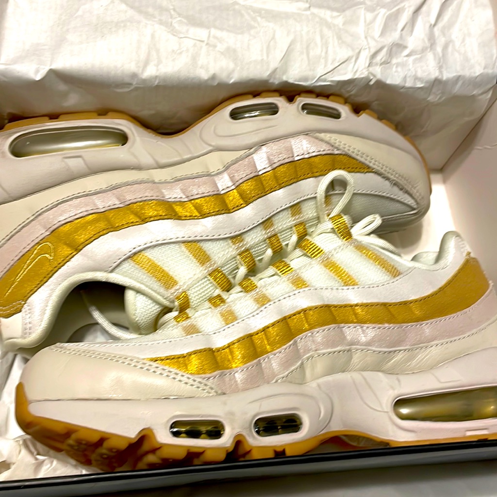 Brand New Womens Nike Air Max 95